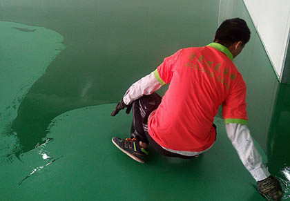 環氧防滑地坪多少錢？防靜電地板的特點是什么？