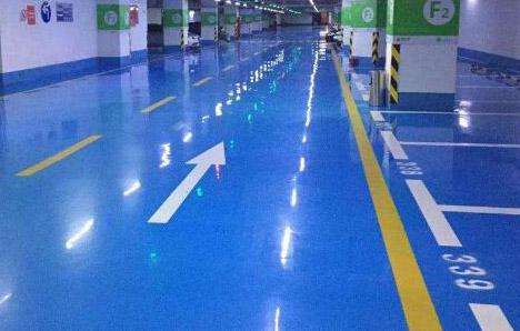 地坪怎樣選擇？混凝土密封固化劑地坪有什么特點？